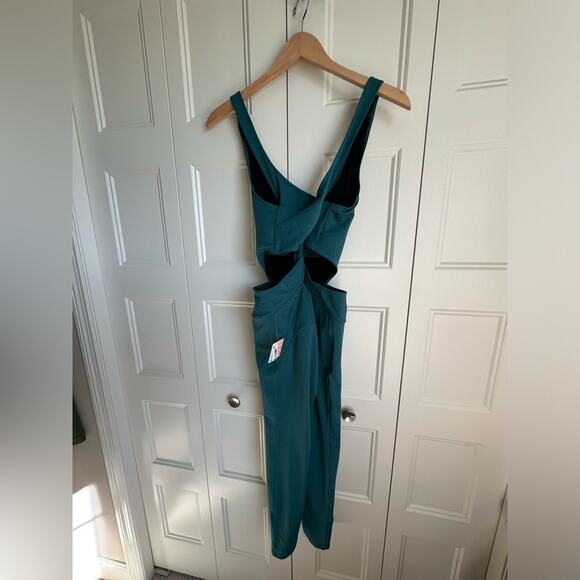 Free people Back it Up Onesie Dark Green Medium NWT - Picture 9 of 16